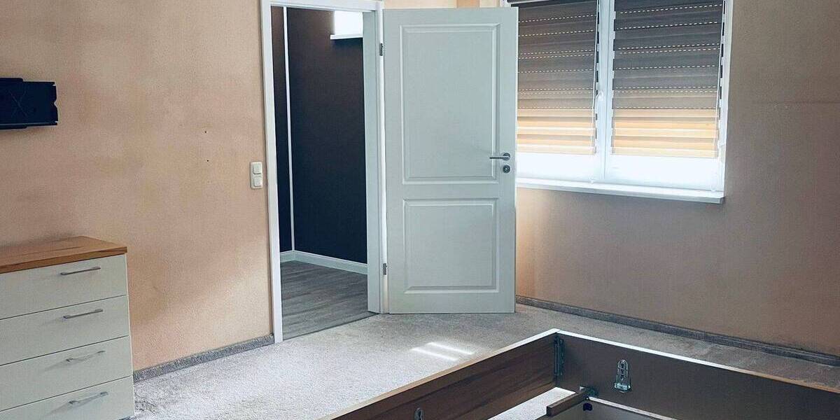 Mehrfamilienhaus, Wohnhaus Merseburg Beuna - 6 Zimmer, 250 m&sup2;, 425.000&euro; | Angebot:26473637