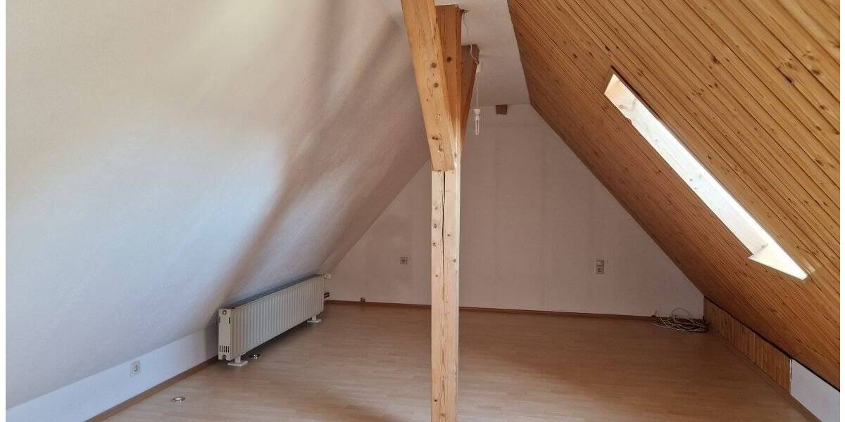 Etagenwohnung Halle (Saale) Gesundbrunnen - 2 Zimmer, 61 m&sup2;, 149.000&euro; | Angebot:26826060