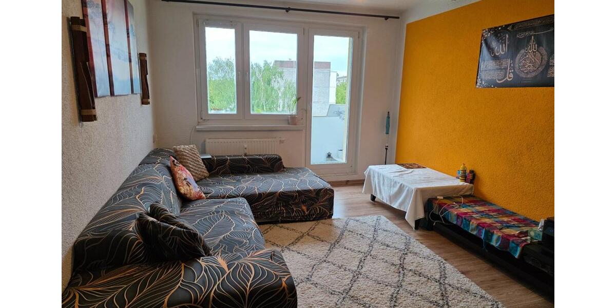 Etagenwohnung Querfurt - 3 Zimmer, 60 m&sup2;, 300&euro; | Angebot:26560365