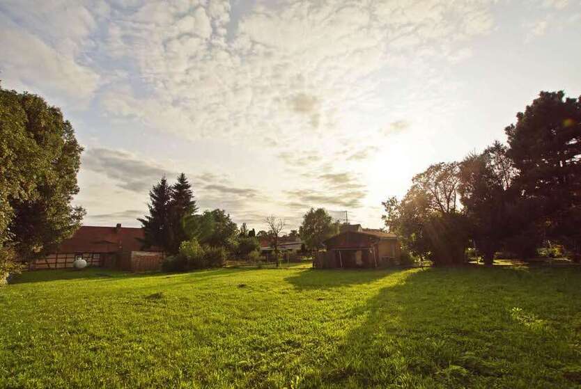 Grundstück zu verkaufen in Schkopau-Hohenweiden 330.000 € 2900 m²