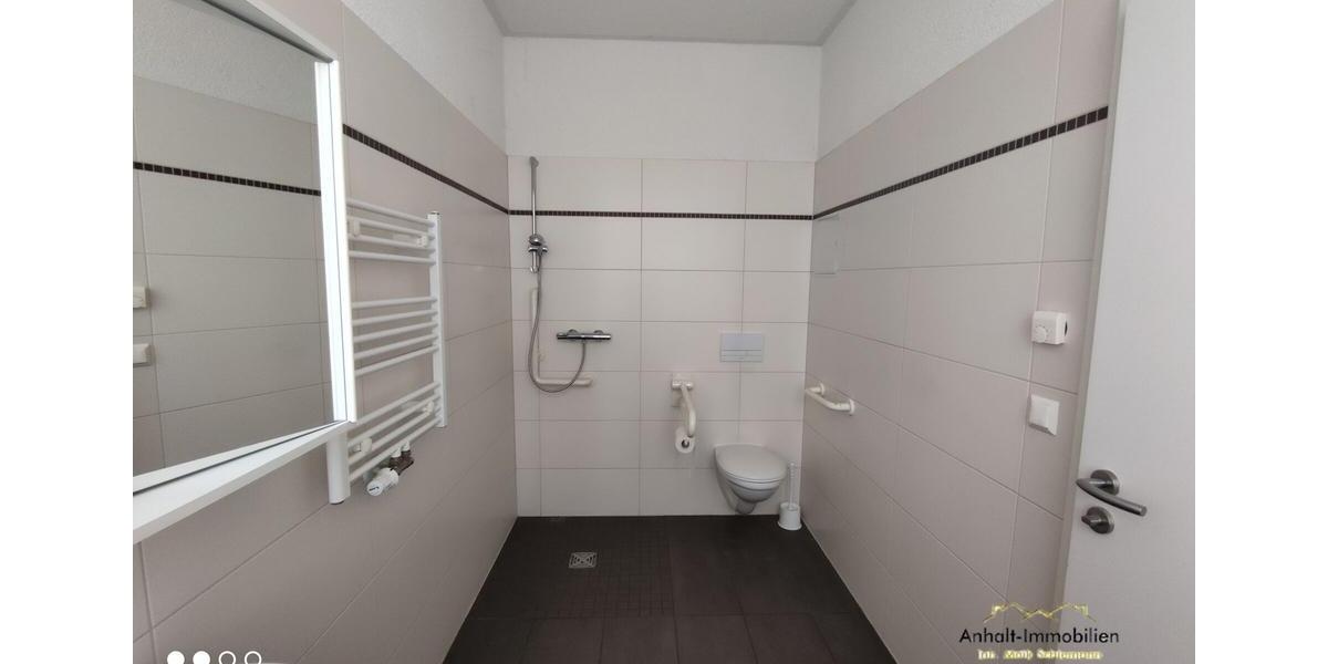 Erdgeschoßwohnung Bitterfeld-Wolfen Bitterfeld - 1 Zimmer, 30 m&sup2;, 240&euro; | Angebot:26564403