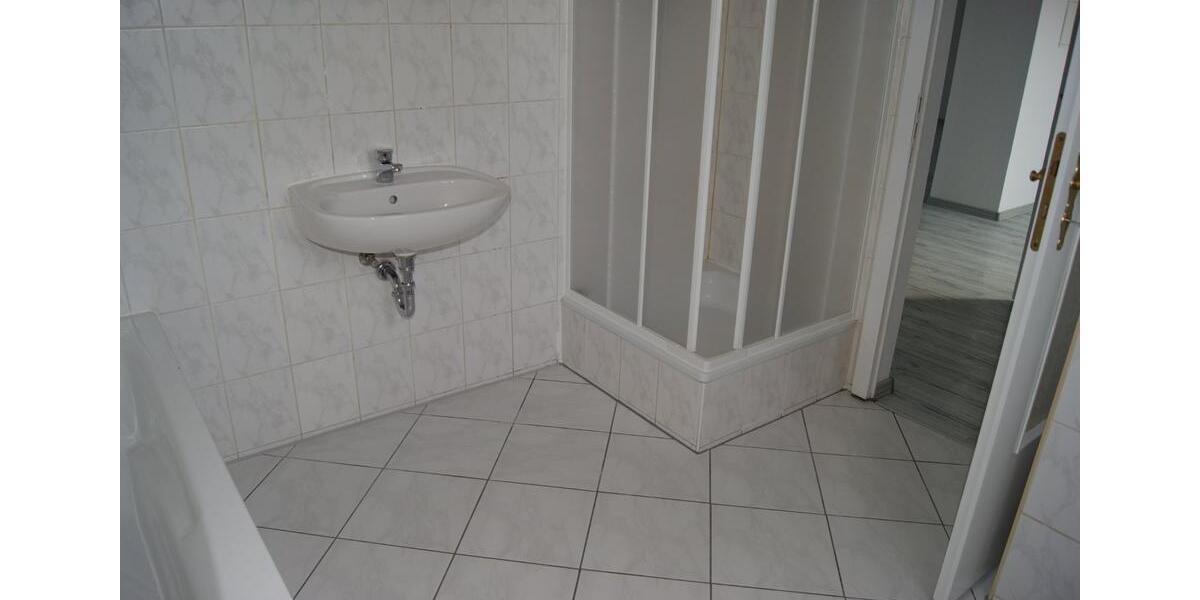 Maisonettenwohnung Bitterfeld-Wolfen Bitterfeld - 5 Zimmer, 100 m&sup2;, 700&euro; | Angebot:24514801