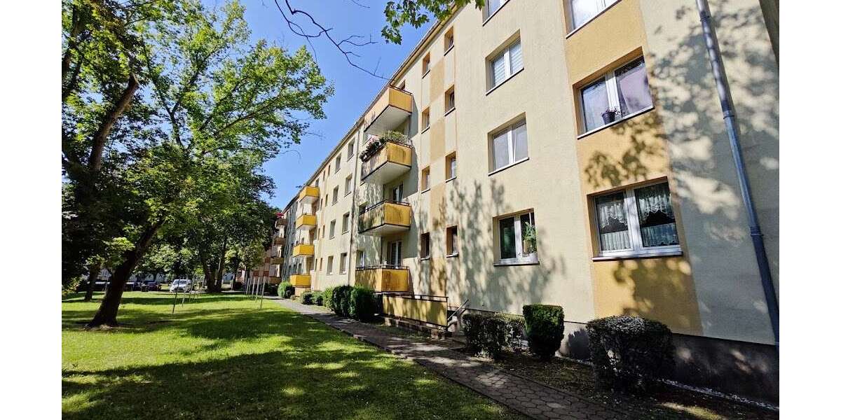 Etagenwohnung Merseburg Kötzschen - 2 Zimmer, 47 m&sup2;, 300&euro; | Angebot:25374875