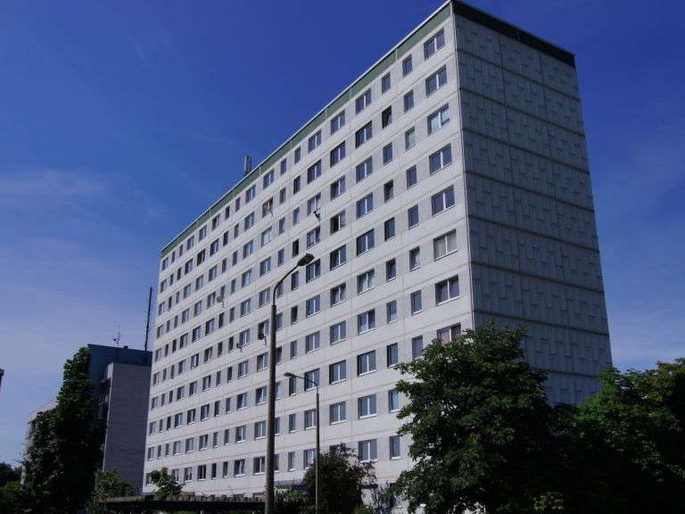 Etagenwohnung Halle Saale Halle-Neustadt - 4 Zimmer, 69 m&sup2;, 450&euro; | Angebot:26378087