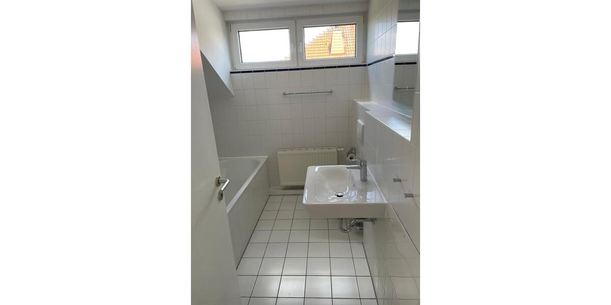 Dachgeschoßwohnung Schkeuditz - 2 Zimmer, 60 m&sup2;, 565&euro; | Angebot:26611460