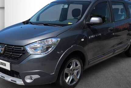Dacia Lodgy 62.216 km 12.995 &euro; Halle 06132