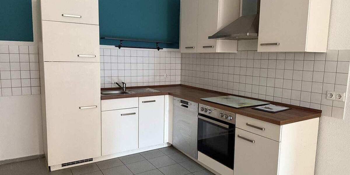Etagenwohnung Halle Paulusviertel - 2 Zimmer, 70 m&sup2;, 595&euro; | Angebot:25749172