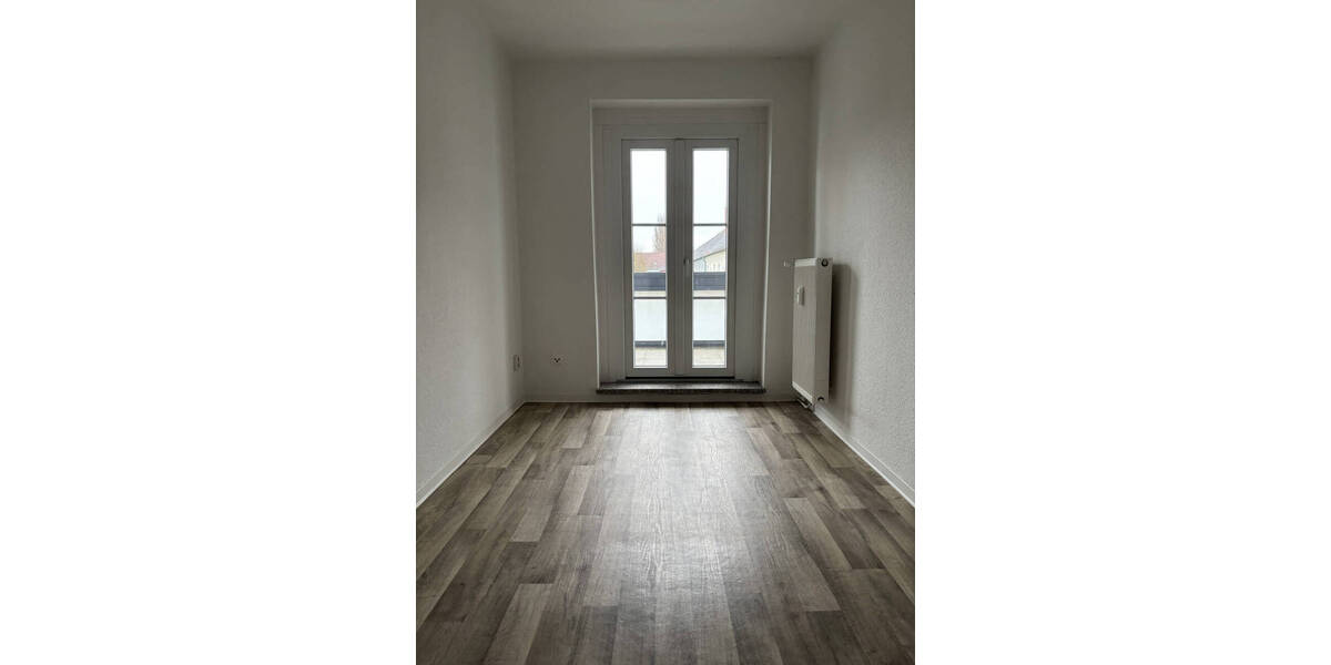 Etagenwohnung Halle Freiimfelde - 3 Zimmer, 65 m&sup2;, 530&euro; | Angebot:26257236
