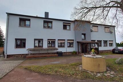 Wohnung Zörbig - 2 Zimmer, 85 m&sup2;, 75.000&euro; | Angebot:26993760