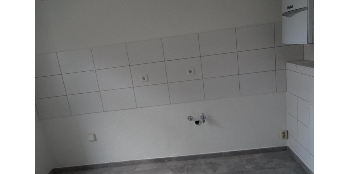 Etagenwohnung Halle (Saale) Damaschkestraße - 3 Zimmer, 59 m&sup2;, 500&euro; | Angebot:26573002