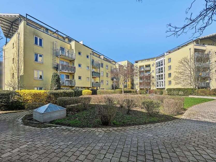 Wohnung zum Kaufen in Halle 98.000 € 57.72 m²