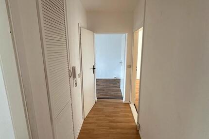 Wohnung Eisleben (Lutherstadt) - 3 Zimmer, 59 m&sup2;, 330&euro; | Angebot:26337317