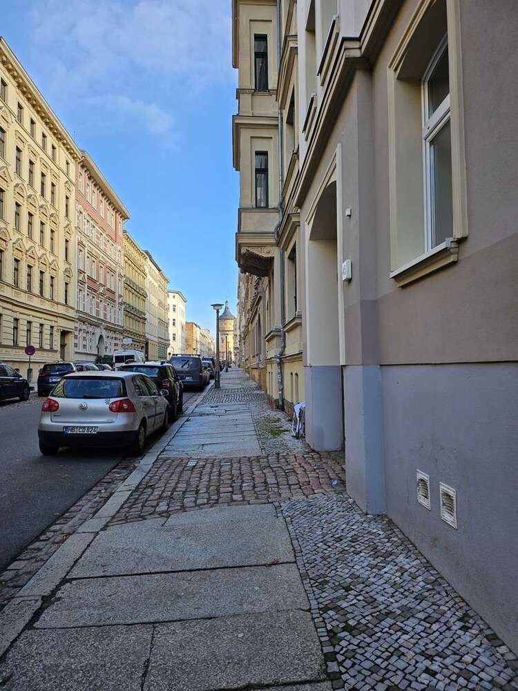 Wohnung zum Mieten in Halle 430 € 55.11 m²