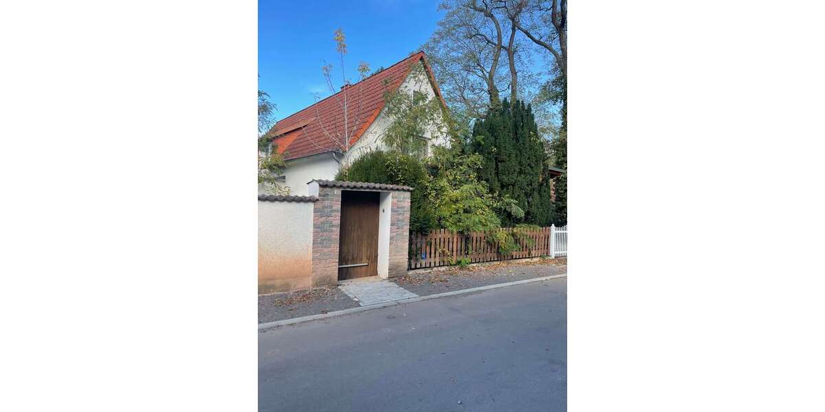 Einfamilienhaus Landsberg OT Gollma Gollma - 3 Zimmer, 133 m&sup2;, 69.000&euro; | Angebot:27285840