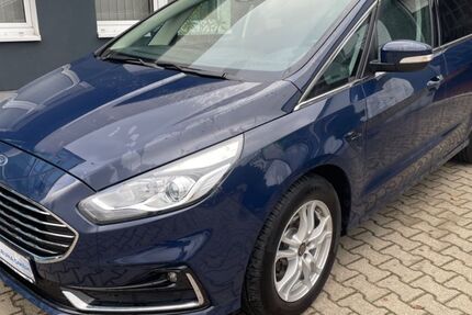 Ford S-Max 53.889 km 25.899 € Leuna 06237