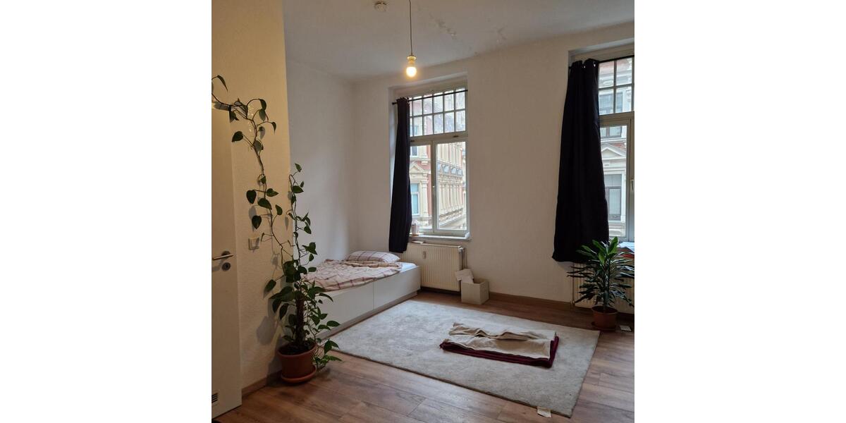 Etagenwohnung Halle (Saale) - 1 Zimmer, 31 m&sup2;, 245&euro; | Angebot:25639781
