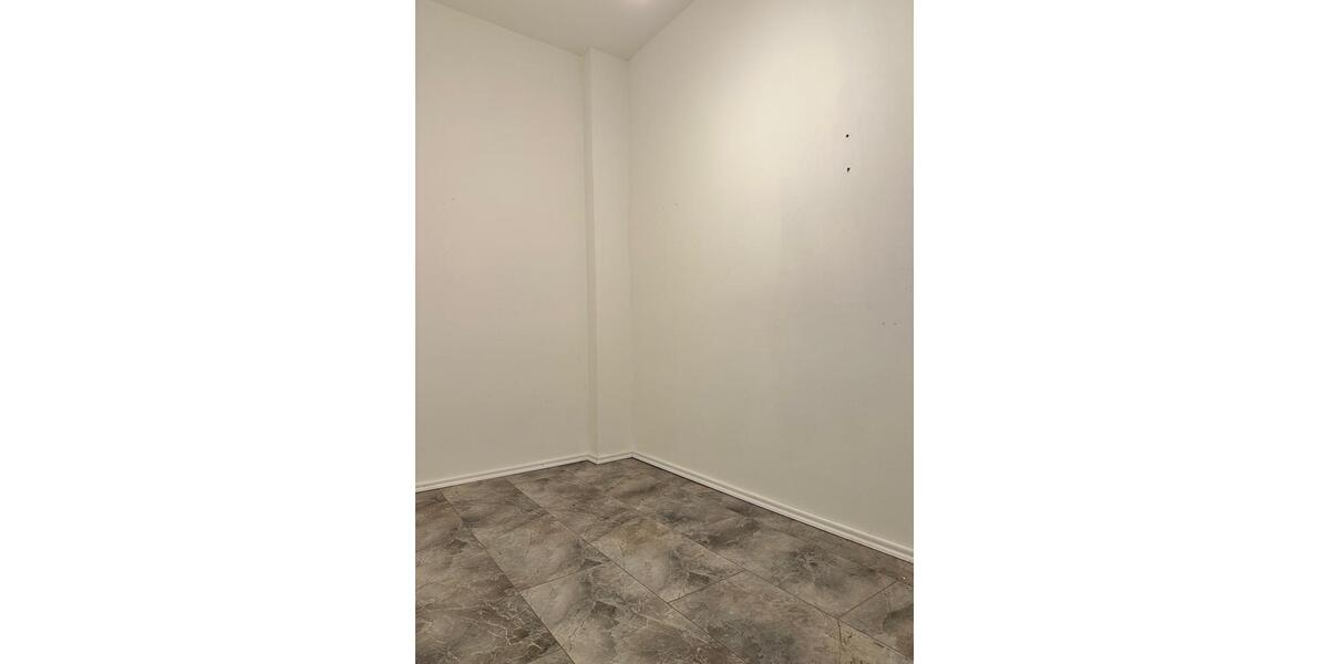 Maisonettenwohnung Querfurt - 6 Zimmer, 211 m&sup2;, 1.200&euro; | Angebot:23794281