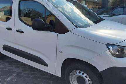 Peugeot Partner 125.670 km 9.800 &euro; Halle / Mötzlich 06118