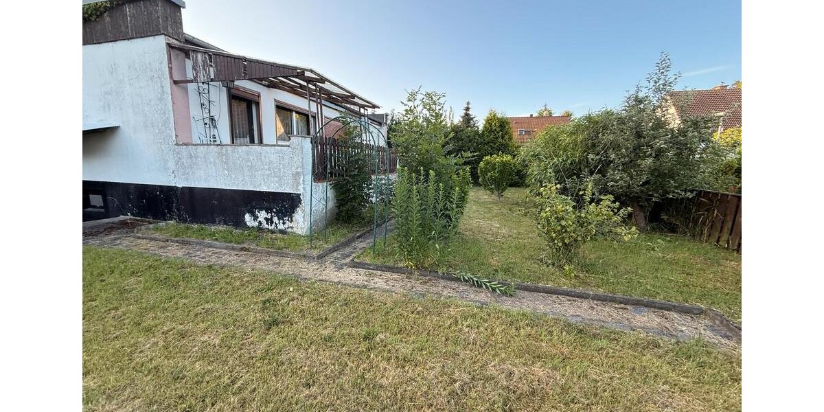 Einfamilienhaus Schkopau - 4 Zimmer, 120 m&sup2;, 150.000&euro; | Angebot:26055795