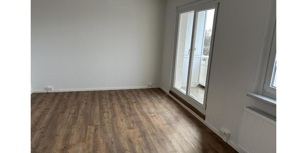 Etagenwohnung Halle (Saale) Silberhöhe - 3 Zimmer, 58 m&sup2;, 353&euro; | Angebot:24570314