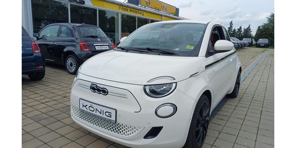 Fiat 500e 10.640 km 29.797 &euro; Merseburg 06217