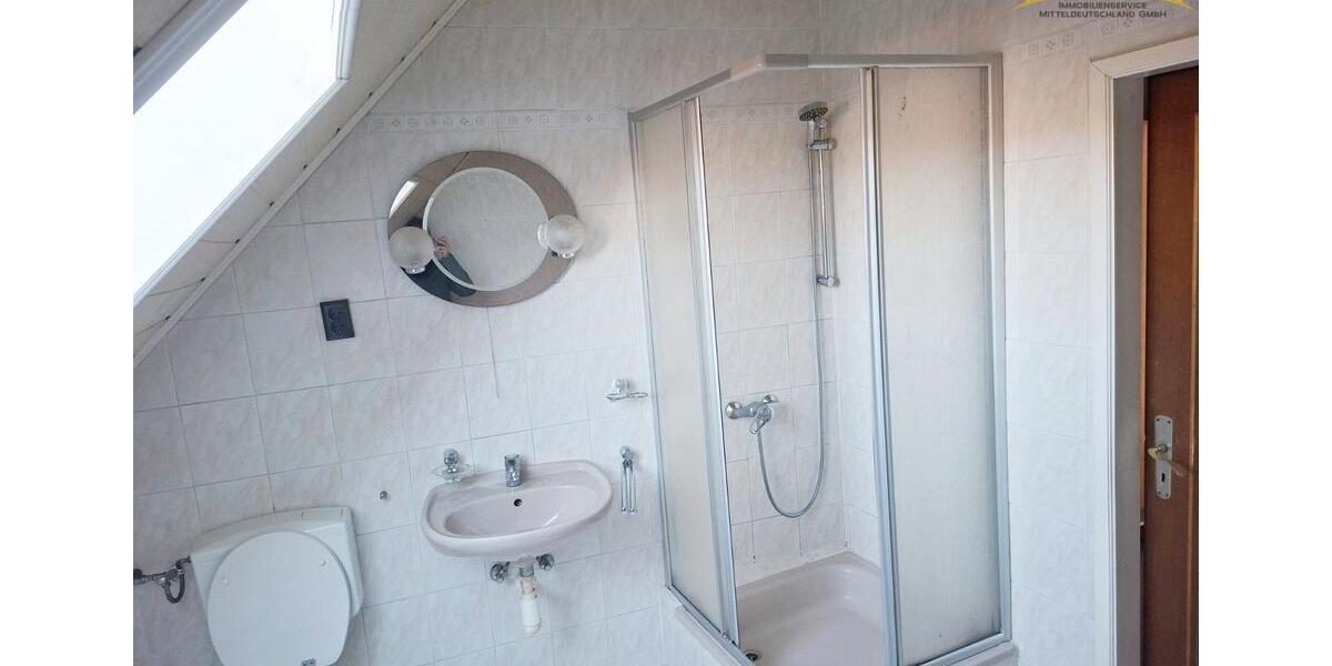 Dachgeschoßwohnung Eisleben (Lutherstadt) - 2 Zimmer, 69 m&sup2;, 483&euro; | Angebot:26177818
