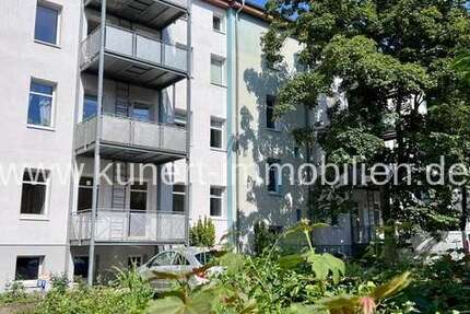 Wohnung zum Mieten in Halle 634,58 € 63.64 m²
