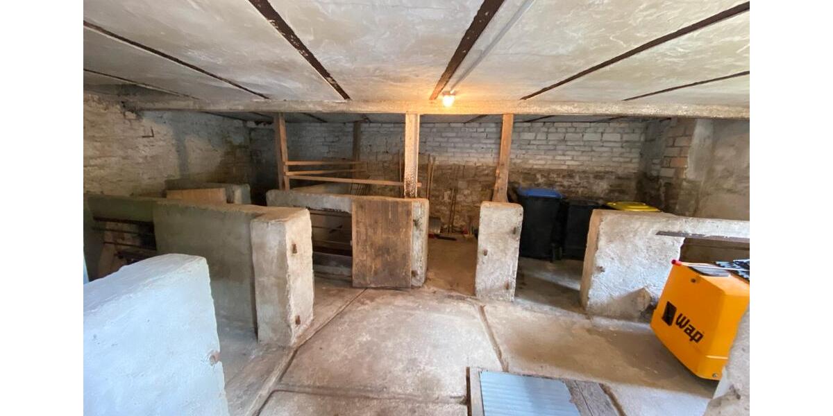 Bauernhaus, Landhaus Eisleben (Lutherstadt) - 9 Zimmer, 173 m&sup2;, 135.000&euro; | Angebot:27091649