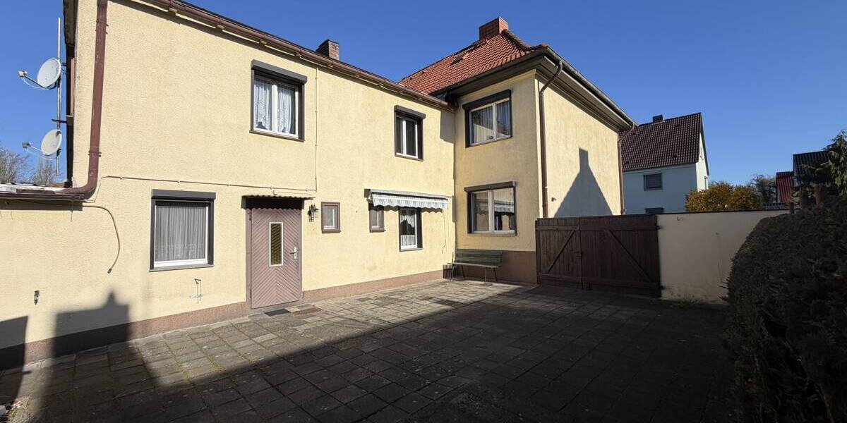 Doppelhaushälfte Bitterfeld-Wolfen Wolfen - 5 Zimmer, 119 m&sup2;, 89.000&euro; | Angebot:26204754