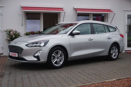 Ford Focus 46.571 km 17.950 &euro; Halle 06122
