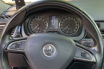 Skoda Rapid 224.000 km 3.800 &euro; Halle (Saale) 06114