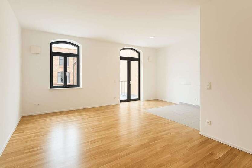 Wohnung zum Mieten in Halle 1.015 € 70.02 m²