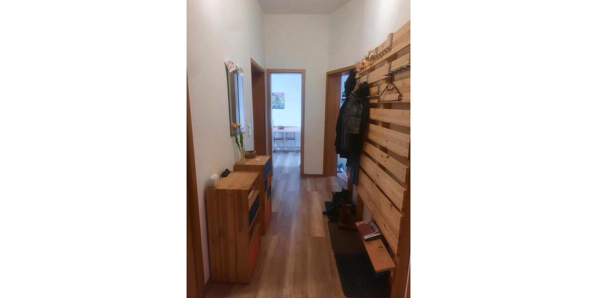 Etagenwohnung Halle (Saale) Damaschkestraße - 3 Zimmer, 70 m&sup2;, 750&euro; | Angebot:25614490