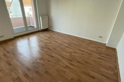 Wohnung Merseburg - 2 Zimmer, 49 m&sup2;, 380&euro; | Angebot:25589742