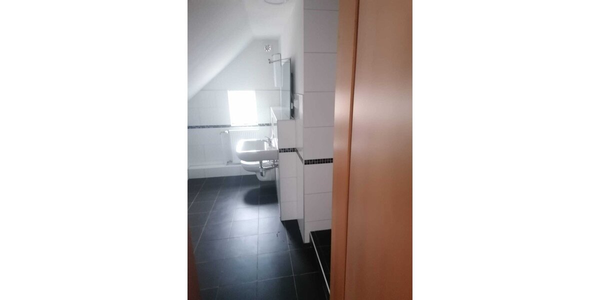 Wettin-Löbejün-Rothenburg, MFH + angrenzendem Reihenendhaus - Mehrfamilienhaus, Wohnhaus Wettin-Löbejün Rothenburg | Angebot:16450074