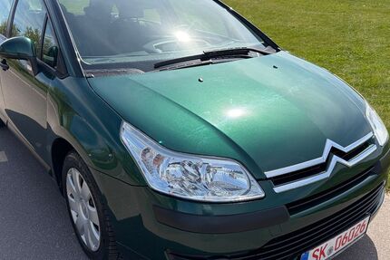 Citroen C4 124.000 km 2.499 &euro; HALLE 06116