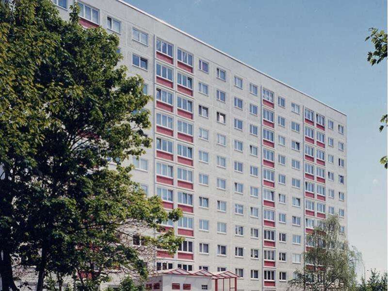 Wohnung zum Mieten in Halle (Saale) 336 € 58.99 m²