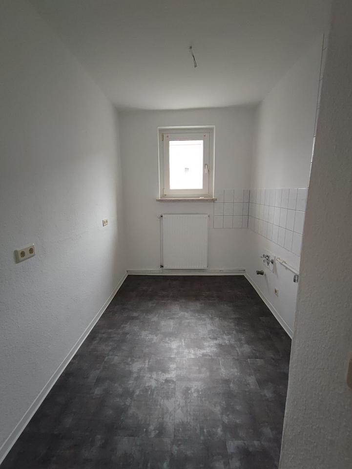 Dreiraumwohnung im 1.Obergeschoss- ab sofort frei! zimmer