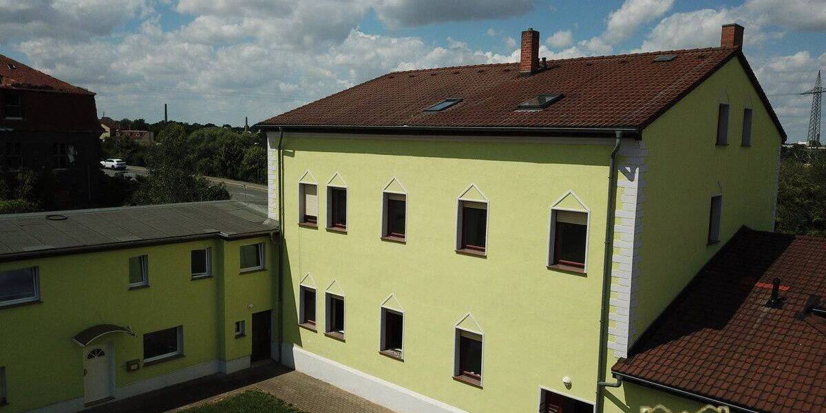Etagenwohnung Bitterfeld Bitterfeld - 2 Zimmer, 69 m&sup2;, 520&euro; | Angebot:26799303