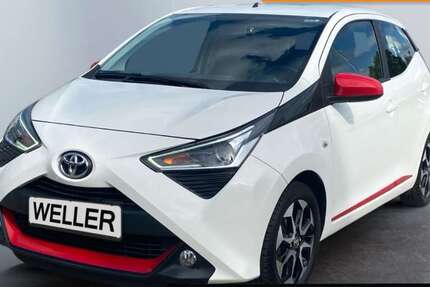 Toyota Aygo 53.994 km 9.990 € Leipzig-Burghausen 04178