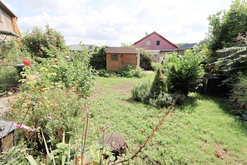Zweifamilienhaus direkt am Leipziger Teich - Garten - Garage - Gasbrennwerttherme von 2016
