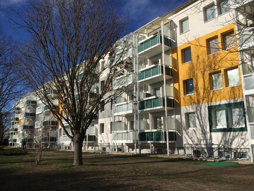 Altersgerechtes Wohnen mit Fahrstuhl, Dusche und Balkon! zimmer