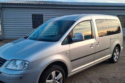 VW Caddy 182.589 km 5.199 &euro; Halle 06116