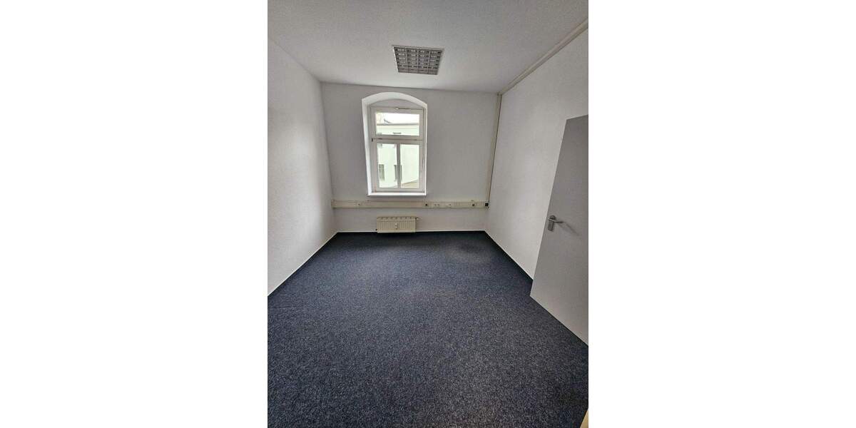 Gewerbeobjekt Halle (Saale) Innenstadt - 1 Zimmer, 210 m&sup2;, 1.175&euro; | Angebot:25899475
