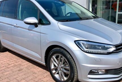 VW Touran 178.936 km 13.999 &euro; Halle/Saale 06118