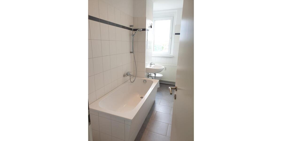 Etagenwohnung Halle (Saale) Silberhöhe - 3 Zimmer, 61 m&sup2;, 115.000&euro; | Angebot:26795605