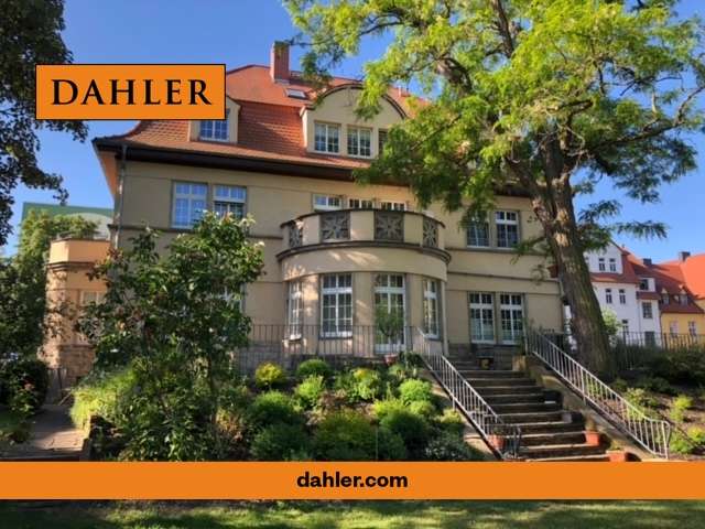 Büro in Merseburg 320.000 € 153.17 m²