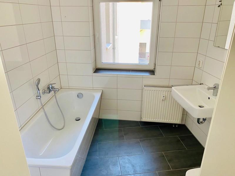 sanierte 3 Zimmer Wohnung in Böhlitz-Ehrenberg