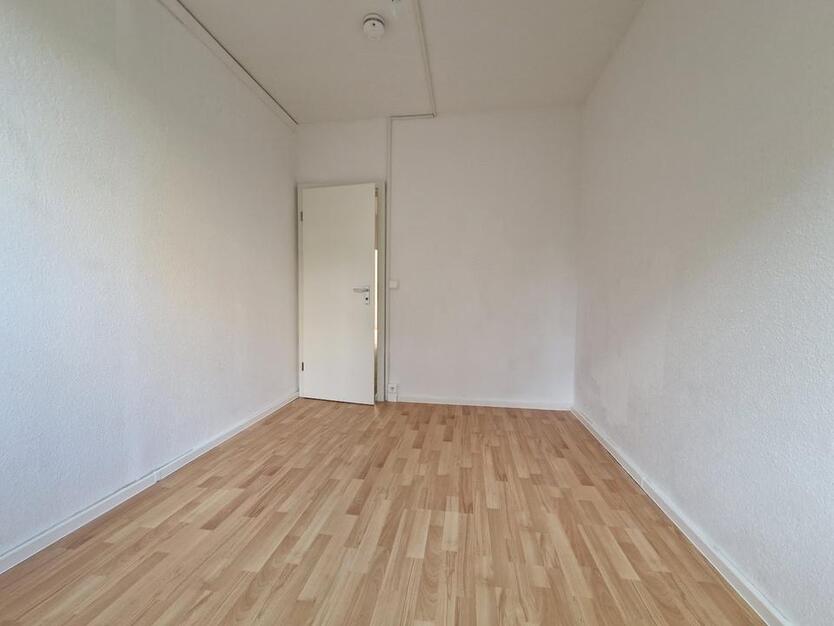 Charmante 3-Zimmer-Wohnung für kleine Familien und Paare ! + 2 NKM sparen* zimmer