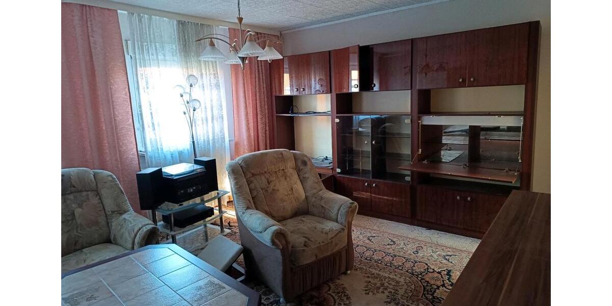 Doppelhaushälfte Bitterfeld-Wolfen Wolfen - 8 Zimmer, 107 m&sup2;, 110.000&euro; | Angebot:25621676